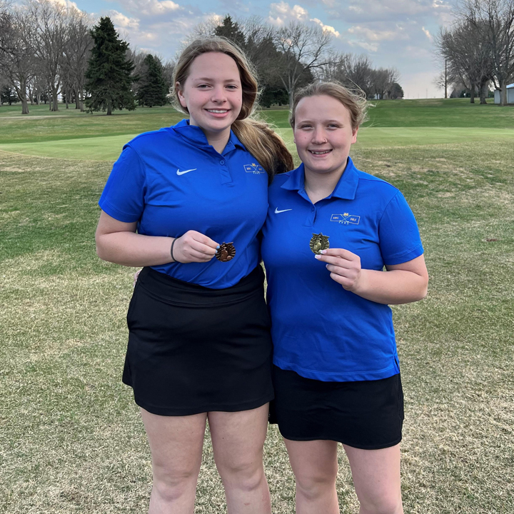 Cubs Golf at West Sioux Duals AlcesterHudson Cubs